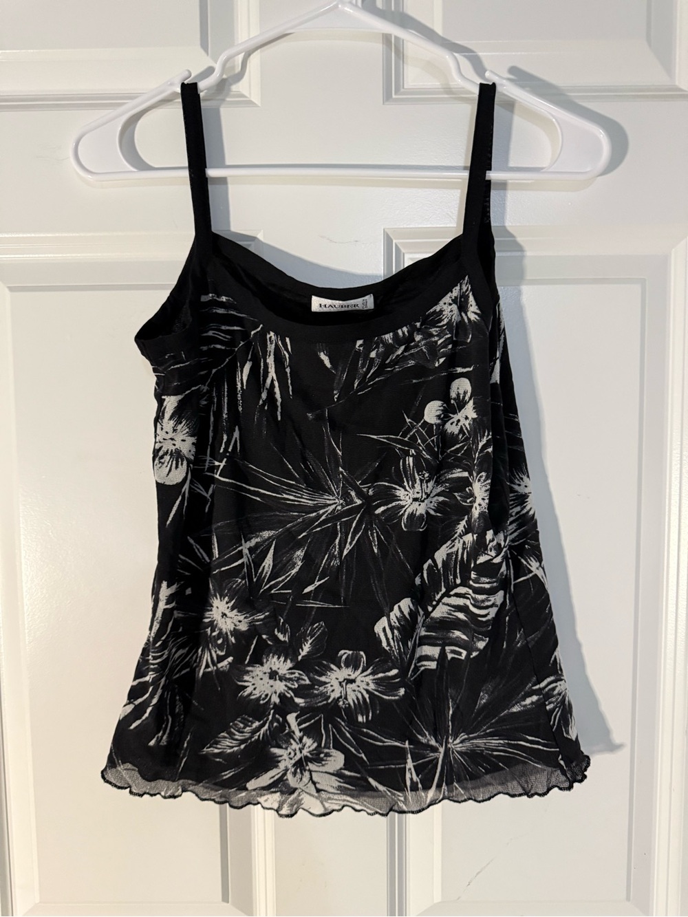 Hauber vintage Black and White Floral Spaghetti Strap Camisole
